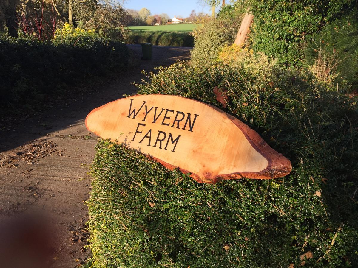 Wyvern Farm Garvestone Exteriör bild